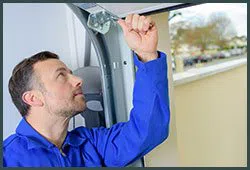 Master Garage Door Service Deerfield, IL 847-728-4760 - sid-ser-rep-gr-17m